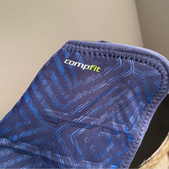 Under Armour Team Highlight MC Men US 15 Blue Green Cleats 1237036-414 NEW - Picture 9 of 11